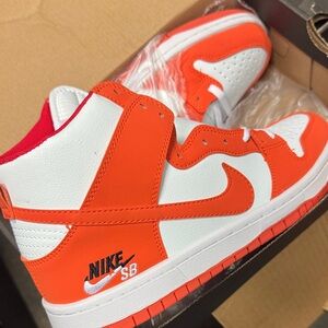 Nike SB High-Tops in Bright Orange and White